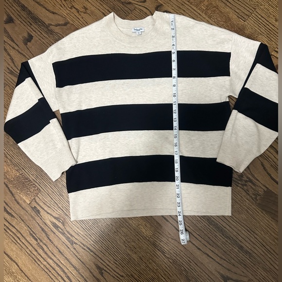 Splendid Livy Stripe Sweater - size medium. - Picture 4 of 8